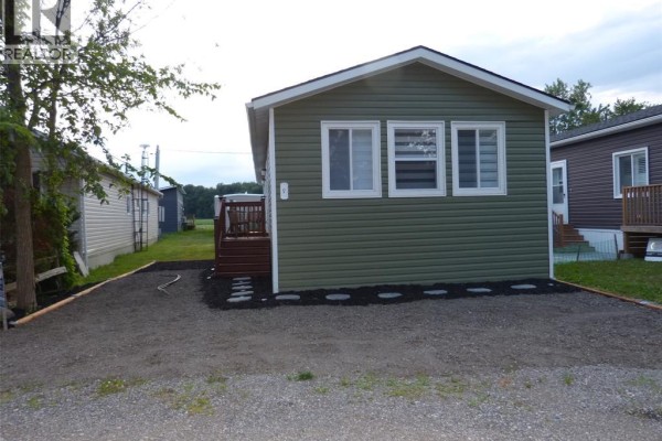 11408 County Road 46 Unit# 9, Comber, ON, photo 3