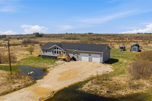 Primary Bedroom - 114108 Pth 7 Highway, Fraserwood, MB R0A1A0 Photo 4