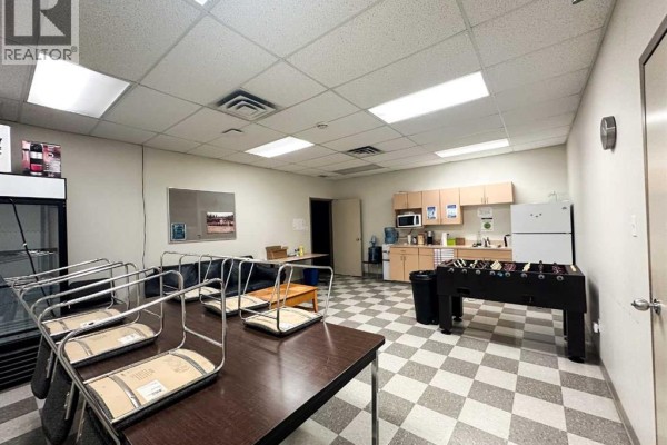 11417 91 Avenue, Grande Prairie, AB T8X5Z3 Photo 5