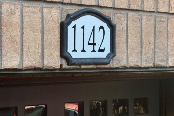 1142 Beachcomber Road, Mississauga, ON L5G0B5 Photo 2