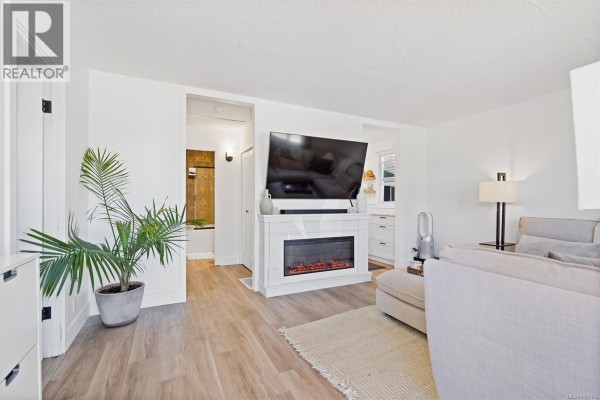 Recreation room - 1143 Lockley Rd, Esquimalt, BC V9A4S5 Photo 2