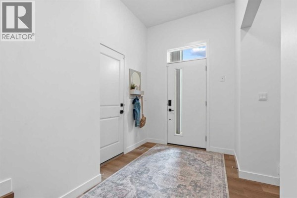 Foyer - 1144 Thimbleberry Hill Sw, Airdrie, AB T4B5M3 Photo 3