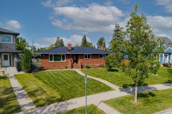 11440 104 St, Edmonton, Edmonton, AB T5G2K9 Photo 3