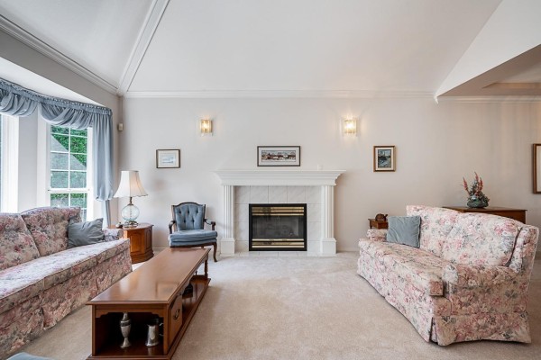 11443 Royal Crescent, Surrey, BC V3V6V5 Photo 5