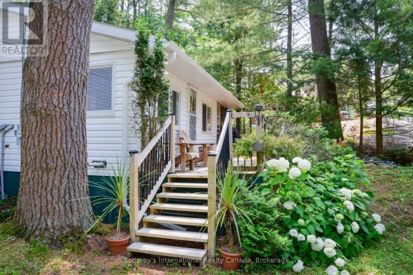 Loft - 1145 South Morrison Lake Road, Gravenhurst), ON P0E1G0 Photo 2
