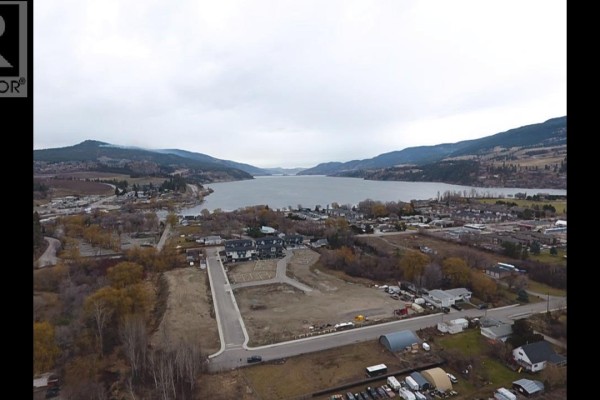 11451 Etheridge Road, Lake Country, BC, photo 2