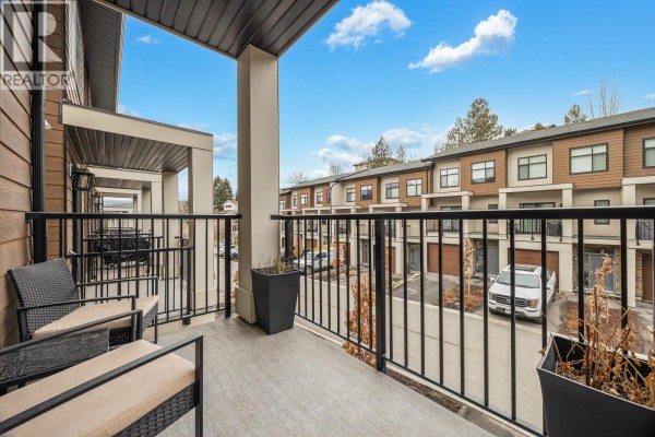 3pc Bathroom - 1146 Black Mountain Drive, Kelowna, BC V1P0A7 Photo 4