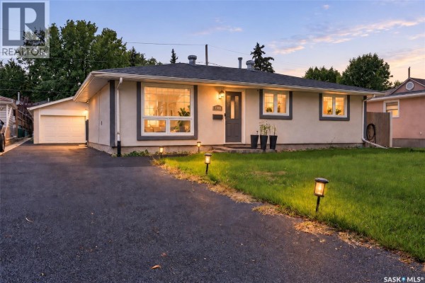 Kitchen - 1146 Duffield Crescent, Moose Jaw, SK S6H5M4 Photo 2