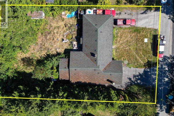 1146 Sluggett Rd, Central Saanich, BC V8M1E9 Photo 5