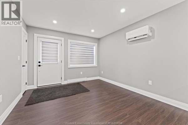 Laundry room - 1147 Hickory Unit# Main, Windsor, ON N8Y3S4 Photo 2
