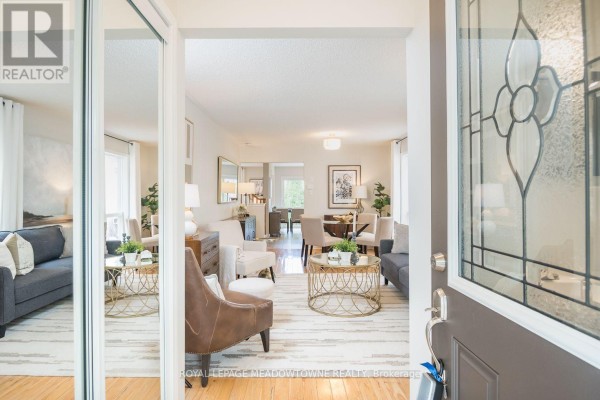 Family room - 1147 Riddell Crescent, Milton, ON L9T6Y2 Photo 4