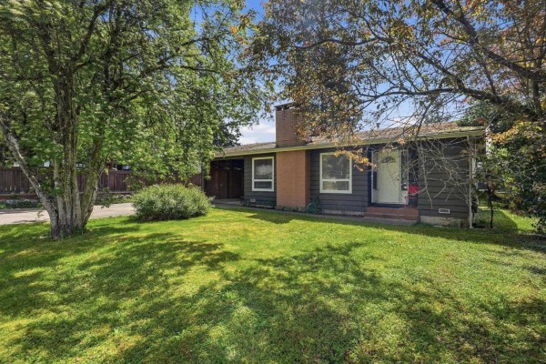 11470 95 Avenue, Delta, BC V4C3T2 Photo 2