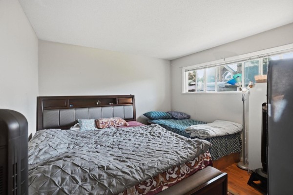 11470 95 Avenue, Delta, BC V4C3T2 Photo 4