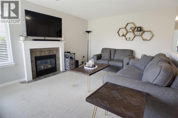 Dining room - 1149 Raven Drive, Kamloops, BC V2B8P4 Photo 5