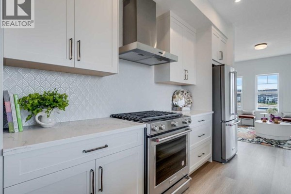 Living room - 115, 2231 81st Street Sw, Calgary, AB T3H6M4 Photo 5