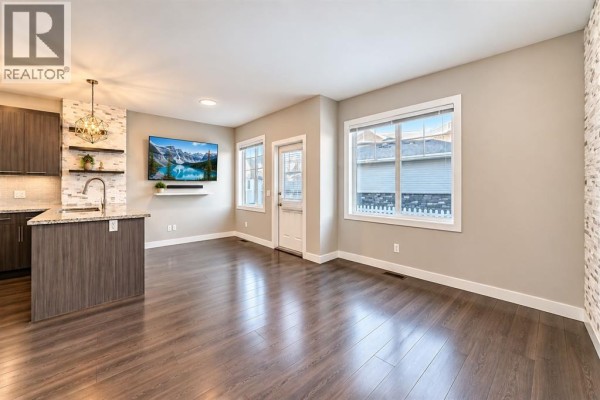 Primary Bedroom - #115, 300 Marina Drive, Chestermere, AB T1X0P6 Photo 5