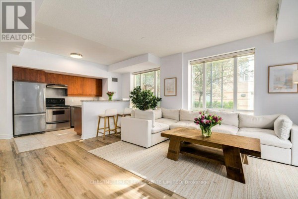 Bathroom - 115 - 455 Rosewell Avenue, Toronto, ON M4R2H9 Photo 2
