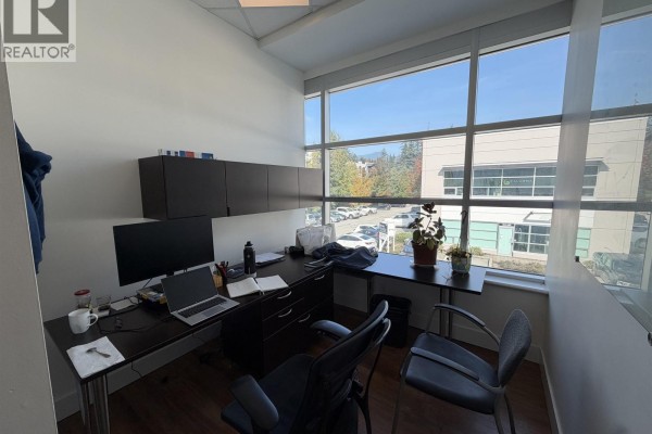 115 & 215 2433 Dollarton Highway, North Vancouver, BC V7H0A1 Photo 5