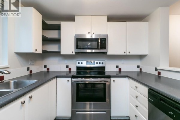 115 1111 Lynn Valley Road, North Vancouver, BC V7J3V4 Photo 5