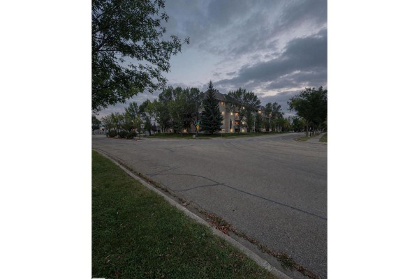 Kitchen - #115 11620 9a Av Nw Nw, Edmonton, AB T6J7B4 Photo 3