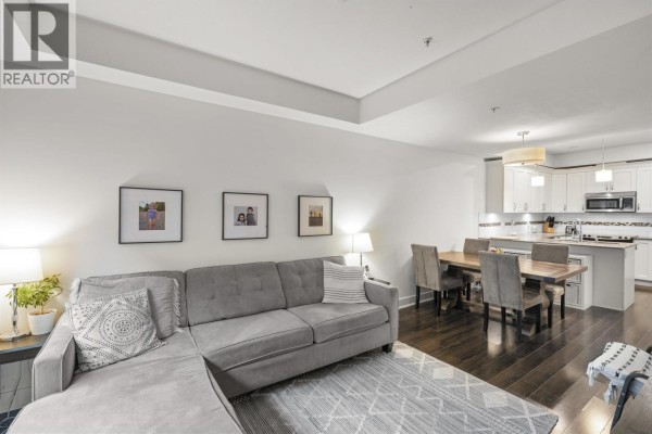 115 828 Royal Avenue, New Westminster, BC V3M1J9 Photo 5