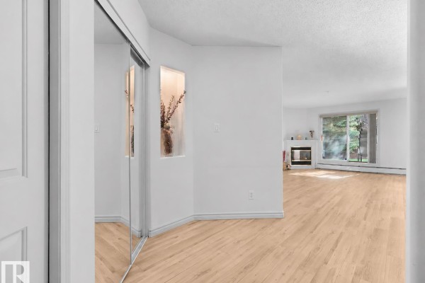 Bedroom 2 - #115 911 Rabbit Hill Rd Nw, Edmonton, AB T6R2S7 Photo 5
