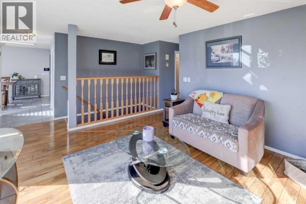 Primary Bedroom - 115 Aberfoyle Close Ne, Calgary, AB T3G5L6 Photo 4