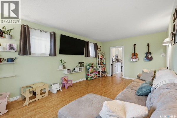 Bedroom - 115 Ash Street E, Saskatoon, SK S7J0J7 Photo 4