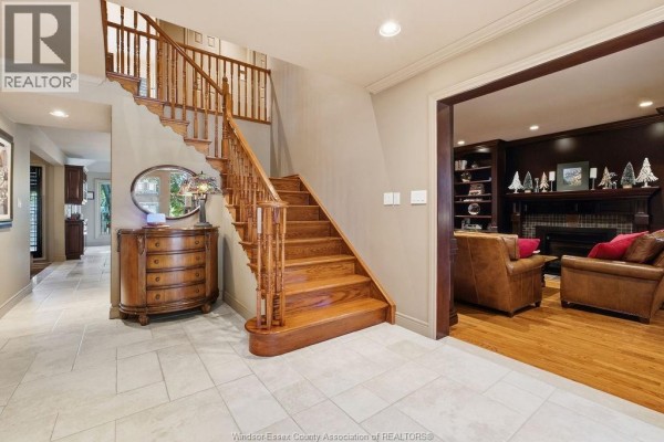 Family room - 115 Catalina Cove, Tecumseh, ON N8P1H5 Photo 5