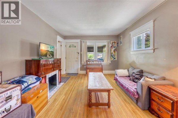 115 Collingwood Street, Sarnia, ON N7T6M8 Photo 4
