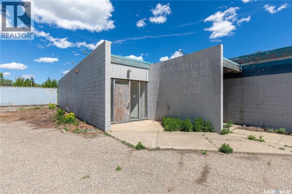 115 Coronation Drive, Moose Jaw, SK S6H0G3 Photo 4