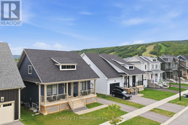 115 Courtland Street, Blue Mountains, ON, photo 2