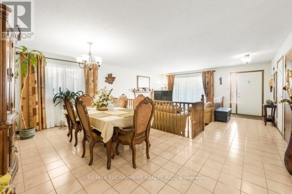 115 First Road W, Hamilton, ON, photo 3