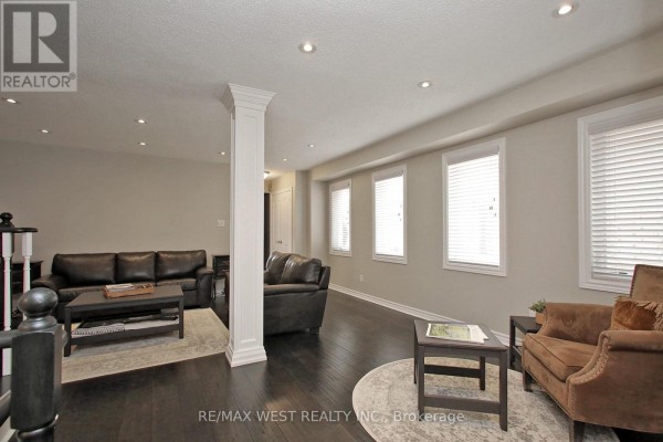 Eating area - 115 Grapevine Road, Caledon, ON L7E2M6 Photo 4