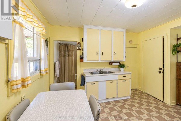115 Jones Road, Gravenhurst), ON P1P1M8 Photo 5