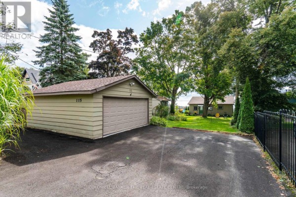 115 Lakeshore Road W, Oro Medonte, ON, photo 2