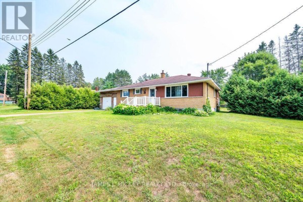 115 Lorne Place, Laurentian Hills, ON, photo 3
