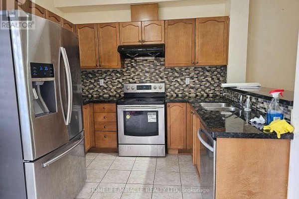 115 Nathaniel Crescent, Brampton, ON L6Y5M3 Photo 2
