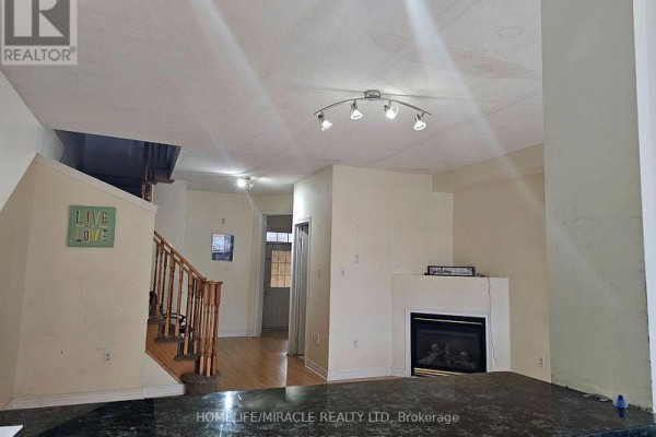 115 Nathaniel Crescent, Brampton, ON L6Y5M3 Photo 4