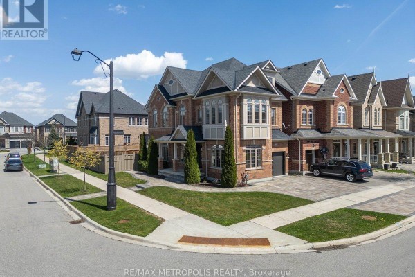 115 Pelee Avenue, Vaughan, ON L4H3Z1 Photo 3