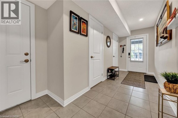 3pc Ensuite bath - 115 South Creek Drive Unit# 2c, Kitchener, ON N2P0H2 Photo 4