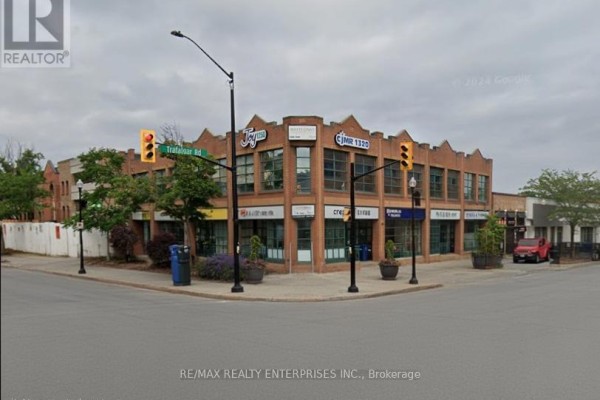 115 Trafalgar Road, Oakville, ON, photo 2
