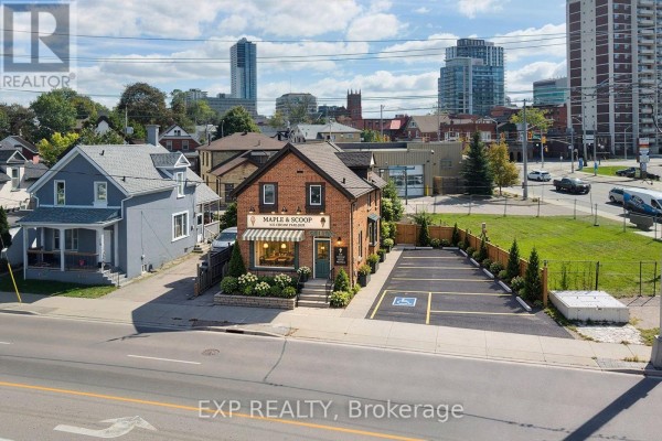 115 Victoria Street N, Kitchener