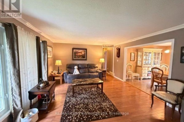 115 Victoria Street W, North Huron, ON, photo 2