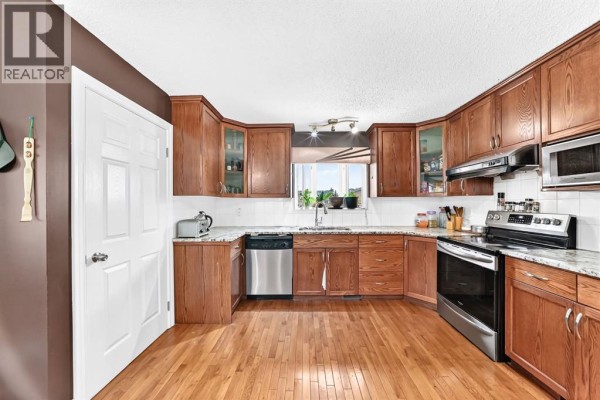 Bedroom - 115 Whitehorn Road Ne, Calgary, AB T1Y2A1 Photo 4