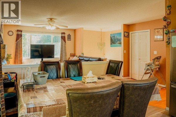 Kitchen - 1150-1152 Hudson Road, Kelowna, BC V1Z1J3 Photo 5