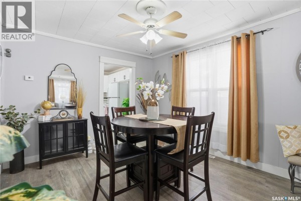 Kitchen - 1150 3rd Avenue Ne, Moose Jaw, SK S6H1G1 Photo 5