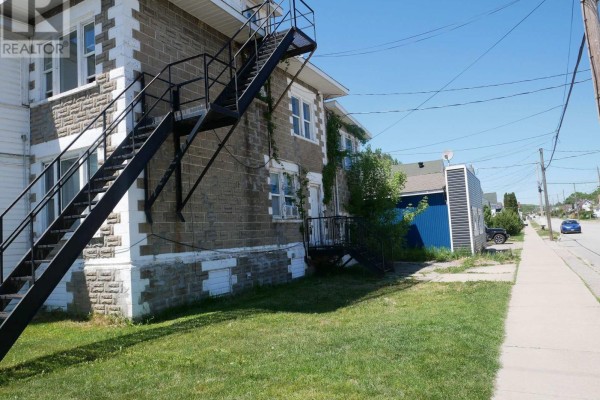 1150 Ferguson Street, North Bay, ON P1B1Y6 Photo 4