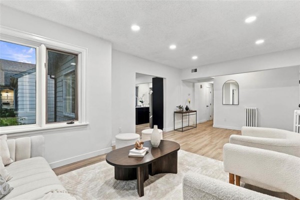 Bedroom - 1150 Mcmillan Avenue, Winnipeg, MB R3M0W1 Photo 5