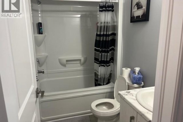 4pc Bathroom - 11506 Palmetto, Windsor, ON N8N0A2 Photo 3